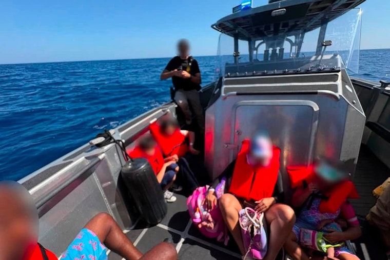 Feds Intercept Boat Smuggling 19 From Bahamas, Passengers Had Dodged Deportation Before