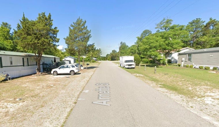 Fire Destroys Jackson Hamlet Home, Kills One as Neighbors Fought to Get Back In