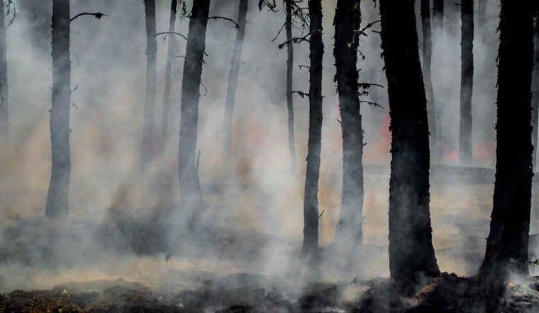 Firefighters Box In Thousand Oaks Kanan Fire Near North Ranch Homes