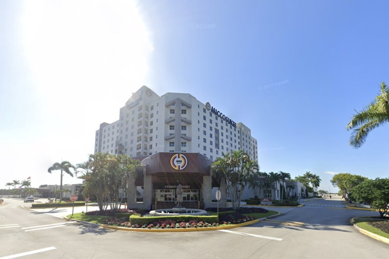 FIU Football Puts Miccosukee Casino Patch on Jerseys in Three-Year Tribal Deal