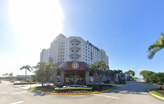 FIU Football Puts Miccosukee Casino Patch on Jerseys in Three-Year Tribal Deal