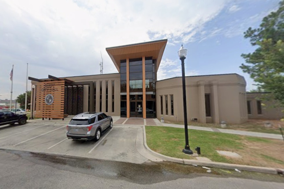 Former Bixby Official Sues City, Says Council Hid Sunshine Law Violations