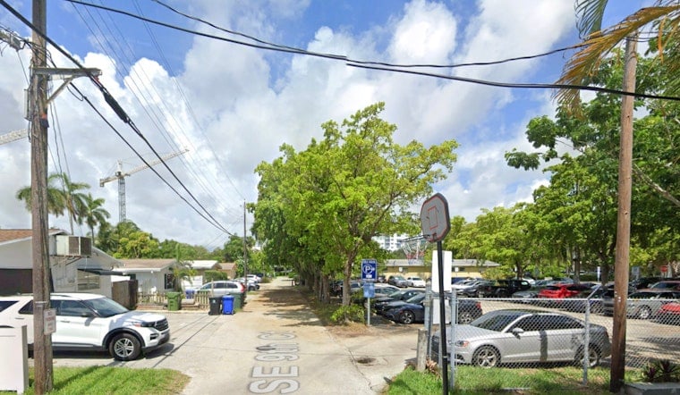 Fort Lauderdale Rio Vista Stabbing Hospitalizes Two, Police Withhold Details