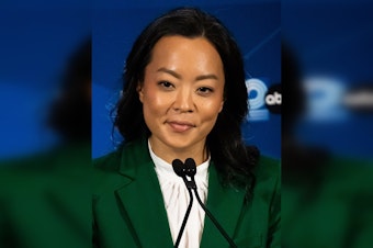Francesca Hong ‘Jumps Around’ South Milwaukee With Ilhan Omar, Hasan Piker in Wild Wisconsin Gov Race