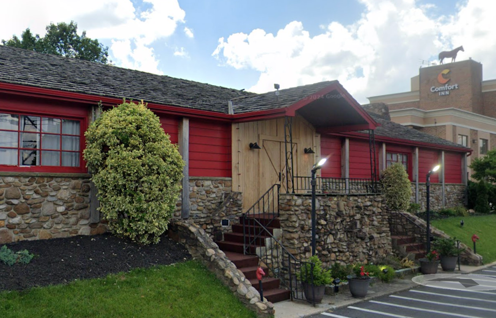 Frederick's Red Horse Steak House Names Builder, Eyes Fall Comeback