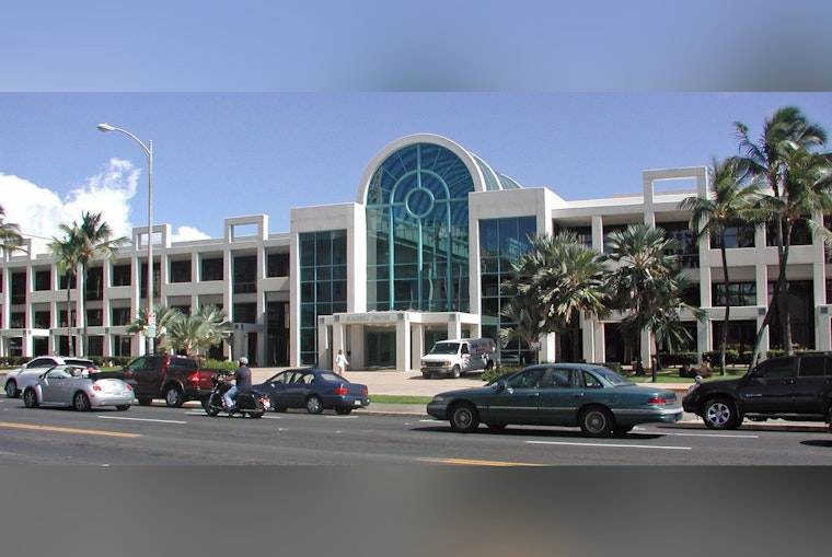 Free Best of Hawaii Mākeke Brings 250 Vendors, Live Music to Blaisdell Center