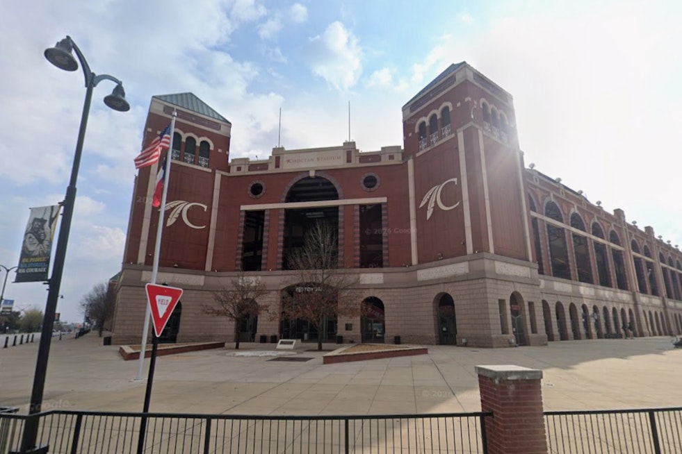 Friday Night Lights Take Over Rangers’ Old Arlington Ballpark in 10-Game High School Blitz