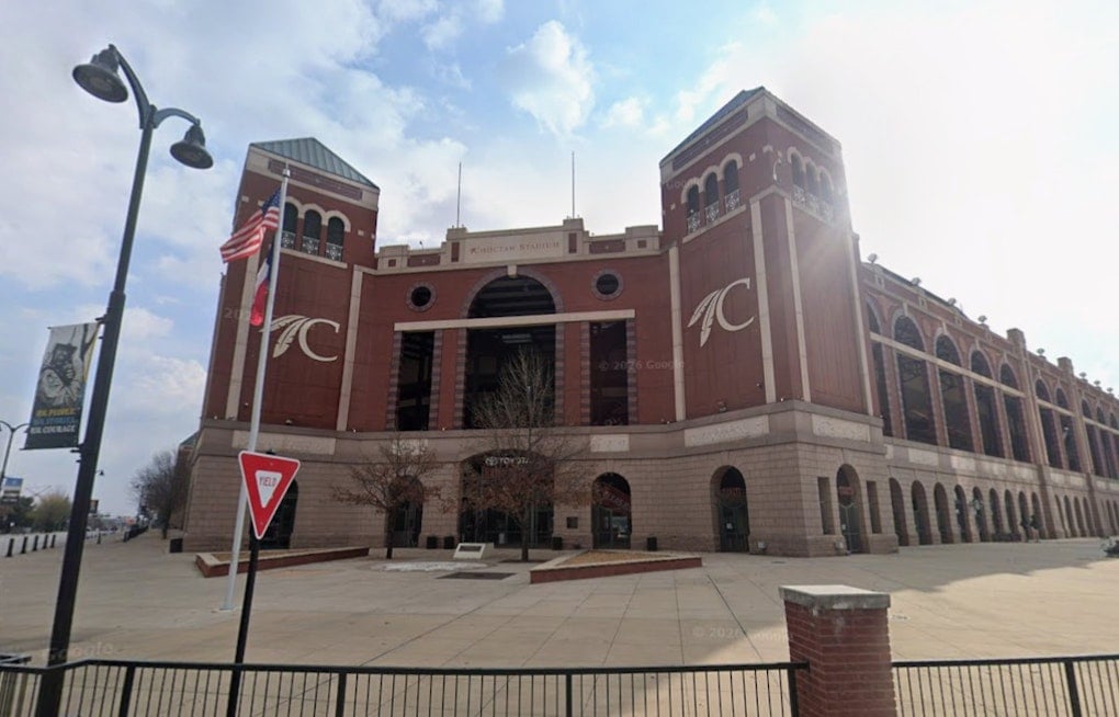 Friday Night Lights Take Over Rangers’ Old Arlington Ballpark in 10-Game High School Blitz