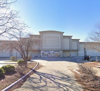 From Gadgets to Grit: Plano Fry’s Reborn as Small-Biz Warehouse Hub