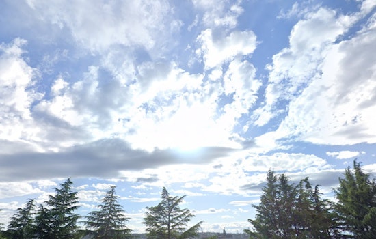 From Gloom To Sizzle: Seattle Braces For Smoky Midweek Heat
