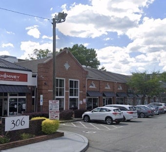 From Petri Dishes to Penthouses as Chapel Hill Franklin Street Lab Site Eyed for 225 Apartments