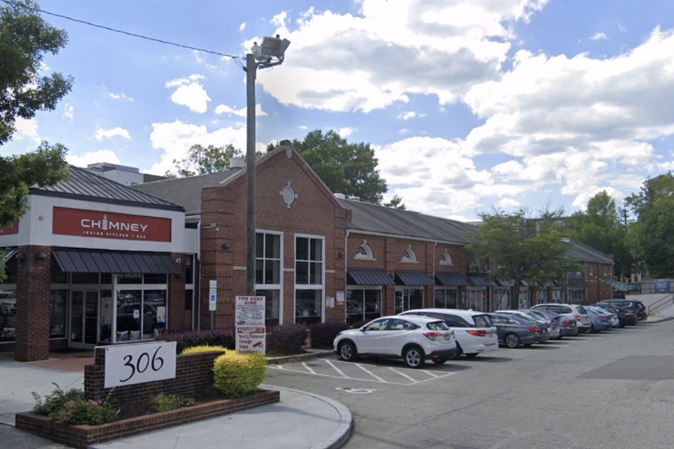 From Petri Dishes to Penthouses as Chapel Hill Franklin Street Lab Site Eyed for 225 Apartments