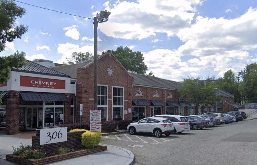 From Petri Dishes to Penthouses as Chapel Hill Franklin Street Lab Site Eyed for 225 Apartments