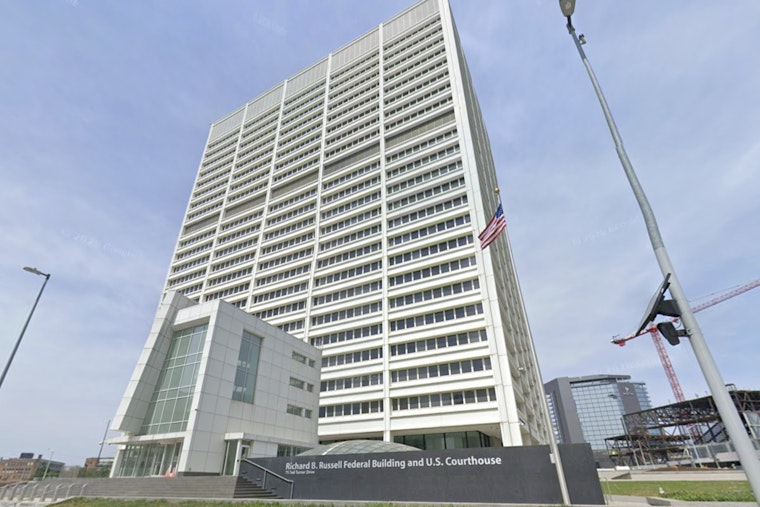 Fugitive Ponzi Suspect Deported Back to Atlanta as Feds Prep 2 P.M. Announcement