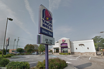 Glen Burnie Taco Bell Carjacking Hurts Two, Suspect Vanishes on I-695