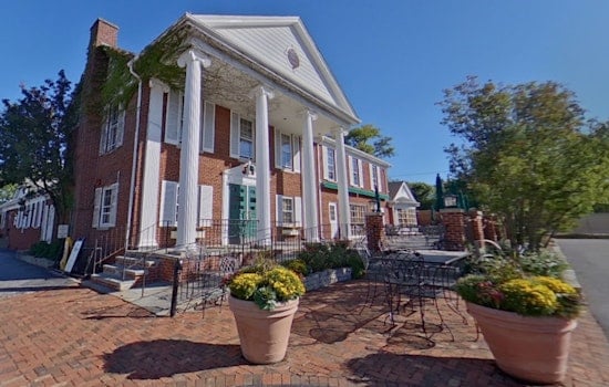 Glenview's Hackney's on Lake Closes After 71 Years, Shifts to Harms Road