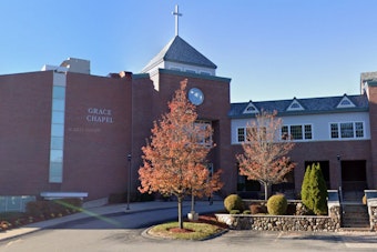 Grace Chapel Lockdown in Lexington Was Just a Reenactor Cleaning His Powder Horn