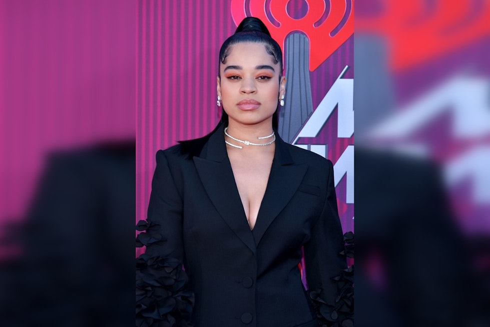 Grammy Winner Ella Mai Lights Up New Orleans' Historic Saenger Theatre Friday