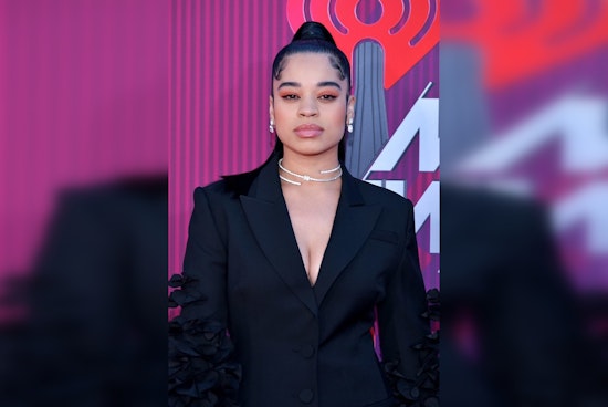 Grammy Winner Ella Mai Lights Up New Orleans' Historic Saenger Theatre Friday