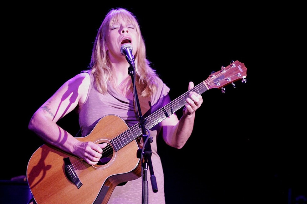 Grammy Winner Rickie Lee Jones Books Three Nights At The Dakota In Minneapolis