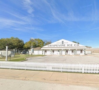 Grapevine's Candlelight Tour Returns Nov. 14, Opening Historic Homes After Dark