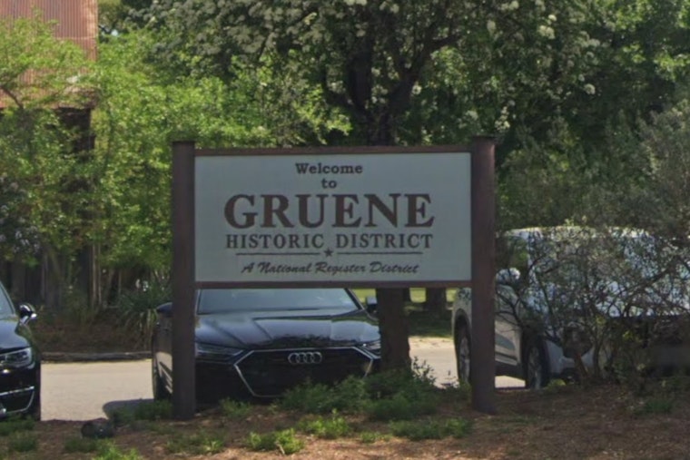 Gruene’s 1855 Victorian Building Traded for $400K Bar, Porch Rebuild
