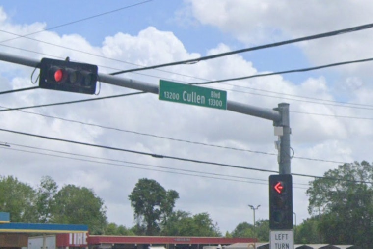 Gunman Opens Fire on South Acres Crowd, Kills One, Flees Across Cullen Blvd