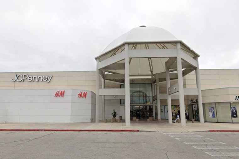 Gunman Robs H&M Safe at Rolling Oaks Mall, $5,000 Reward Offered