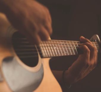 Guzheng and Erhu Open Orlando's Monthlong International Guitar Festival