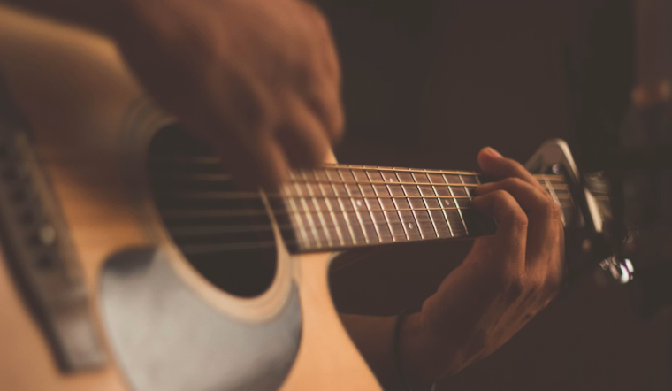 Guzheng and Erhu Open Orlando's Monthlong International Guitar Festival