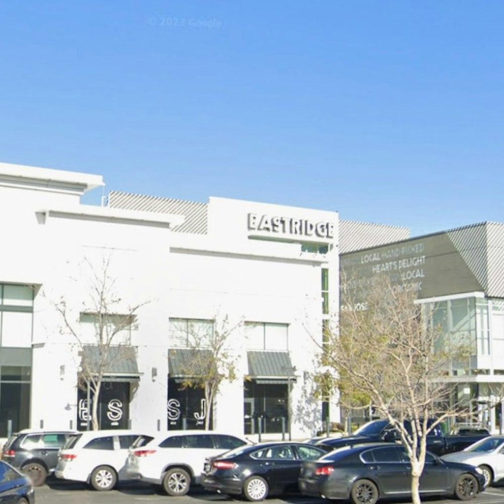 Halal Burger Chain iniBurger Storms Eastridge Mall's Food Court in San Jose