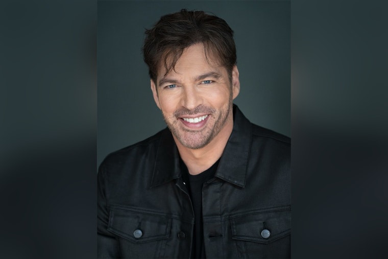 Harry Connick Jr. Headlines Houston Literacy Luncheon Tackling $13B Problem