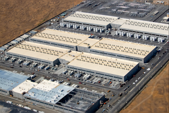 Hastings, Minn., Slaps Yearlong Freeze on Data Centers Before They Even Arrive