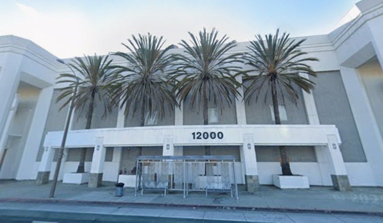Hawthorne Plaza Wrecking Crews Arrive as Court Deadline Finally Bites