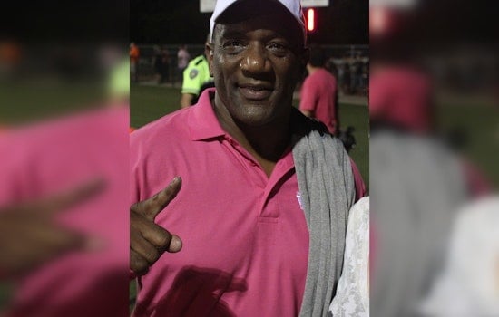 Heisman Winner Billy Sims Fires Up New BBQ Joint in Oklahoma City