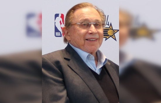 Herb Simon Sues David Simon's Family Over Mall Assets