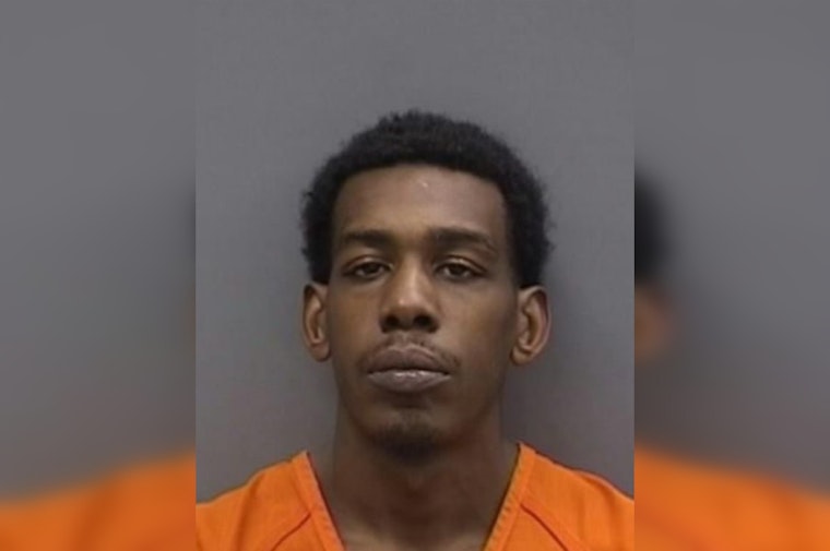Hillsborough Deputies Hunt Armed Robbery Suspect Deiondre Torres, 29