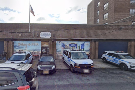 Hochul, Tisch Tour Brownsville Housing Cops as Tenants Demand Broken Doors Fixed