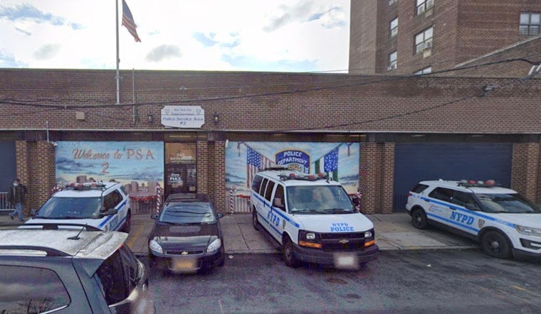 Hochul, Tisch Tour Brownsville Housing Cops as Tenants Demand Broken Doors Fixed