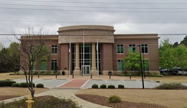 Holly Springs Bus Chaos - Parent Blocks Driver, Kids Flee Through Emergency Door