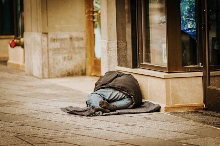 Homelessness Outside Atlanta Jumps 34% as Fulton County Sounds the Alarm