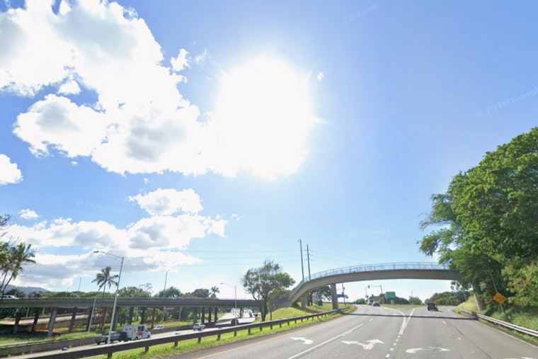 Honolulu Basks in Sunny Sunday Before Windy, Tropical-Storm-Watched Week