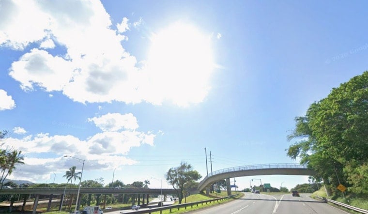 Honolulu Basks in Sunny Sunday Before Windy, Tropical-Storm-Watched Week
