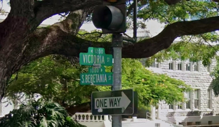 Honolulu Police Cruiser Strikes Pedestrian on Beretania, Man Hospitalized