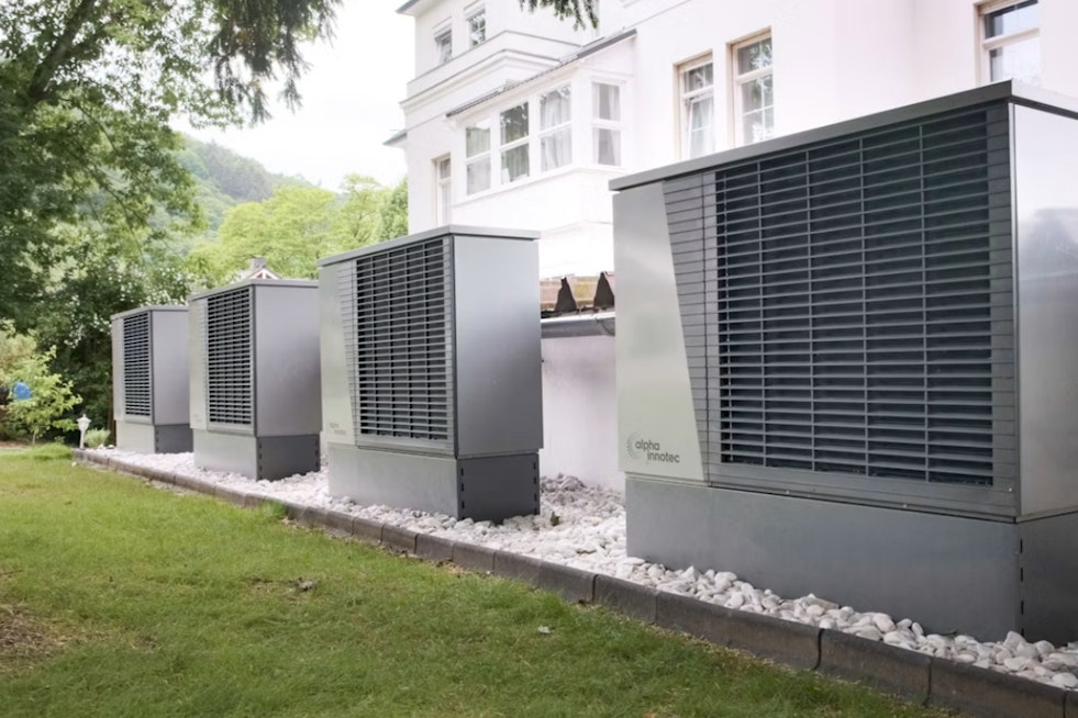Honolulu Scientists: Humidity Is Blowing Up America’s AC Demand Math