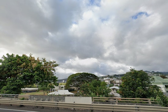 Honolulu Wakes To Breezy Trades, Quick Showers Before Sunny Stretch