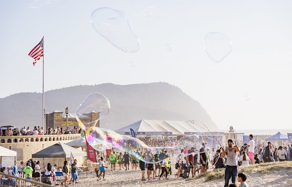 Hood to Coast Relay Sends 20,000 Runners From Timberline Lodge to Seaside