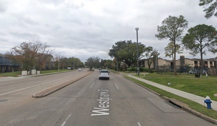 Houston Driver Going 100 MPH Dies in Westpark Drive Pole Smash