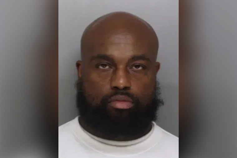 Houston Man Accused of Stalking, Strangling Cincinnati Woman After Threats to ‘Shoot Up’ Her Home