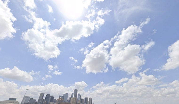 Houston Sizzles: Heat Index Near 110 as Dry Weekend Bakes Bayou City